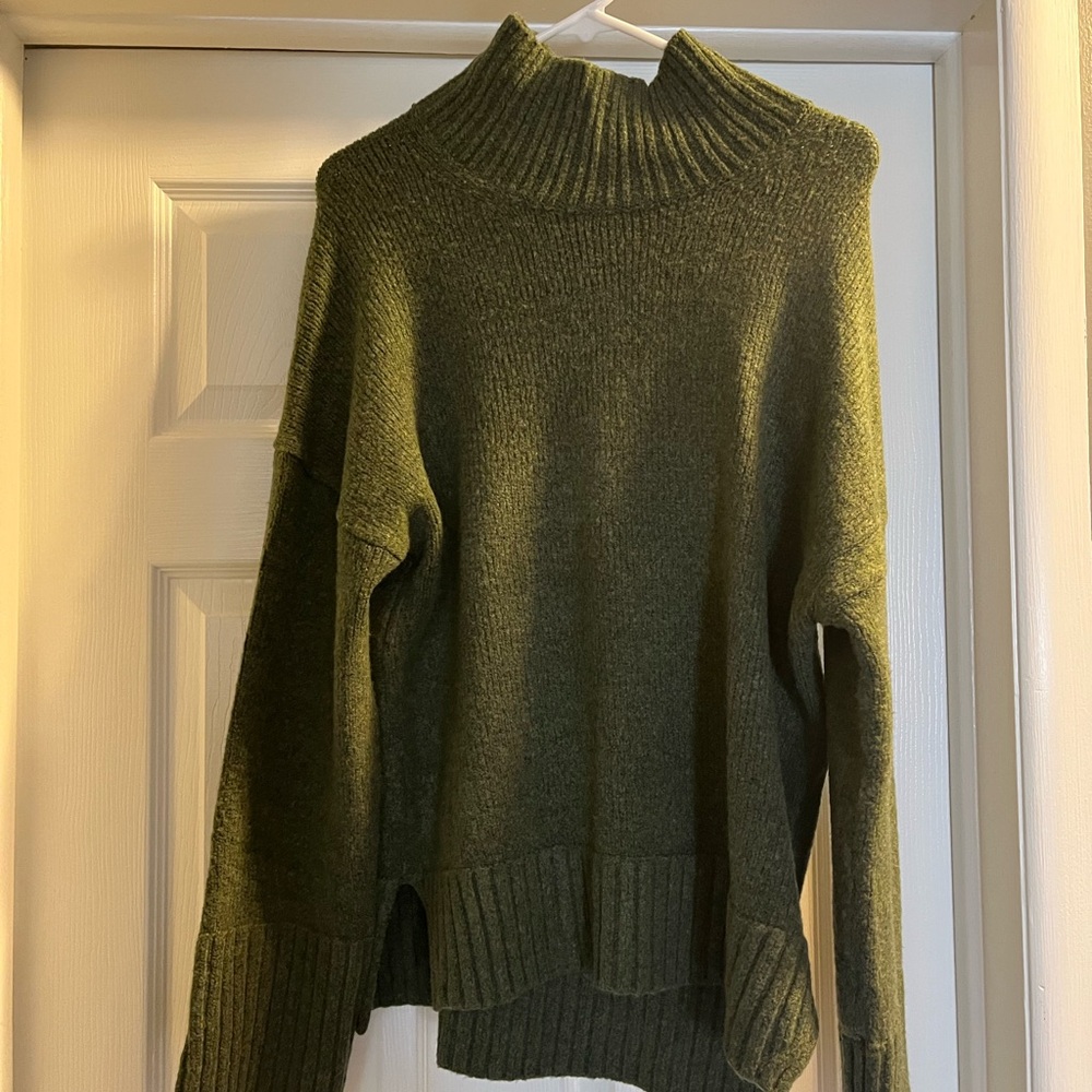 Abercrombie turtleneck sweater